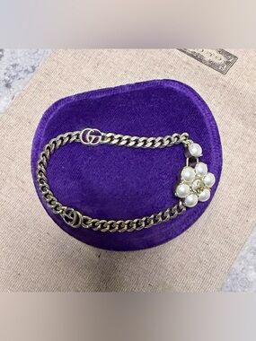 New GUCCI Pearl Double G Gold Bracelet Size Medium